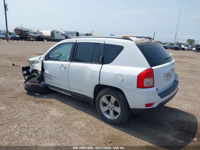 Photo 2 VIN: 1J4NT1FBXBD224717 - JEEP COMPASS 