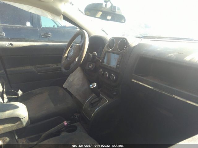 Photo 4 VIN: 1J4NT1FBXBD290880 - JEEP COMPASS 