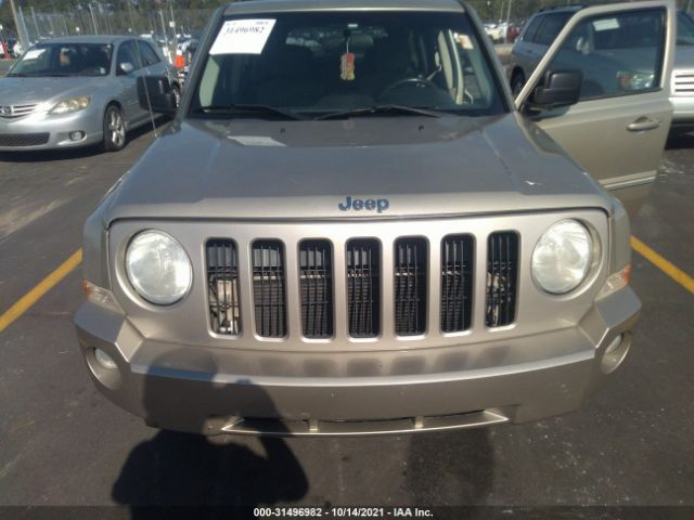 Photo 5 VIN: 1J4NT1GA0AD621762 - JEEP PATRIOT 