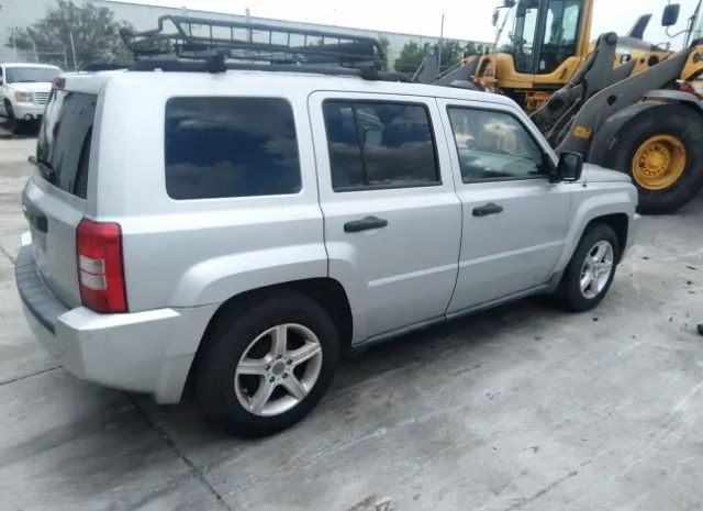 Photo 3 VIN: 1J4NT1GA0AD624354 - JEEP PATRIOT 