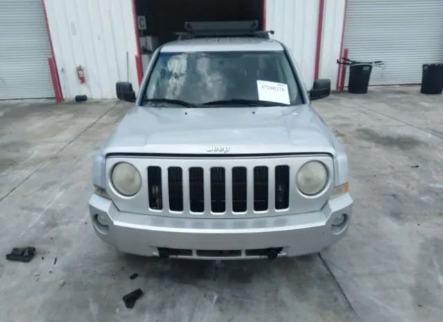 Photo 5 VIN: 1J4NT1GA0AD624354 - JEEP PATRIOT 