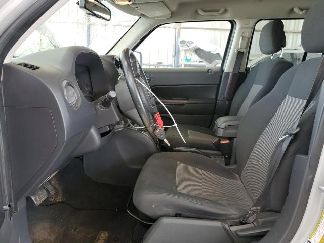 Photo 6 VIN: 1J4NT1GA0BD167496 - JEEP PATRIOT 