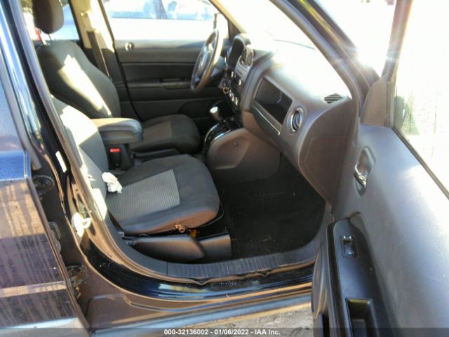 Photo 4 VIN: 1J4NT1GA0BD178157 - JEEP PATRIOT 