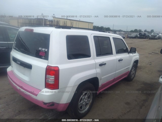 Photo 3 VIN: 1J4NT1GA0BD190437 - JEEP PATRIOT 