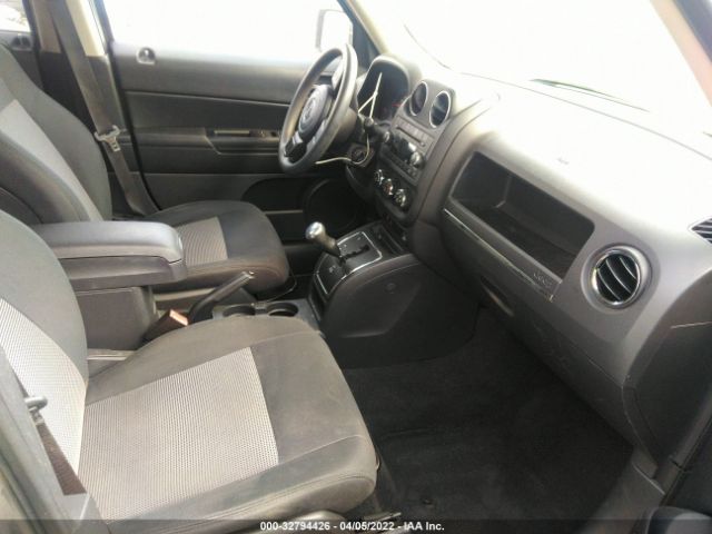 Photo 4 VIN: 1J4NT1GA0BD285628 - JEEP PATRIOT 