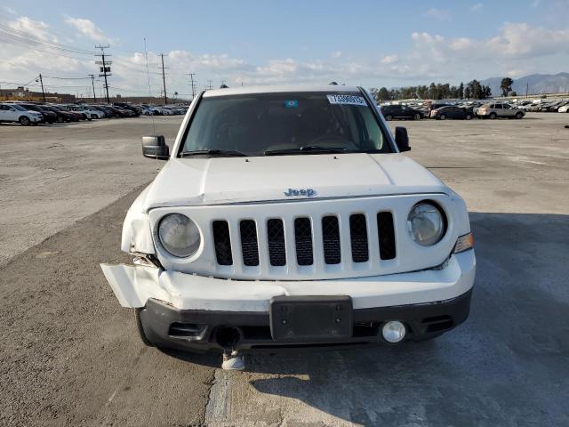 Photo 4 VIN: 1J4NT1GA1BD105220 - JEEP PATRIOT 