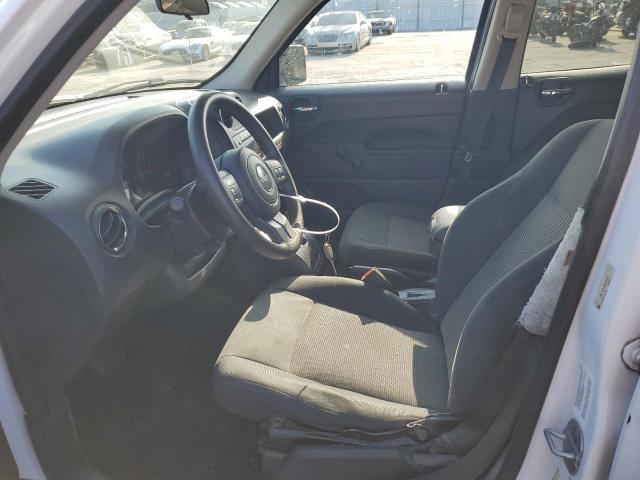 Photo 6 VIN: 1J4NT1GA1BD105220 - JEEP PATRIOT 