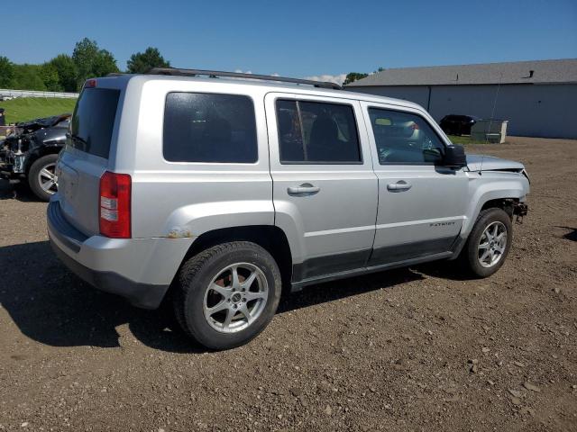 Photo 2 VIN: 1J4NT1GA1BD151226 - JEEP PATRIOT 