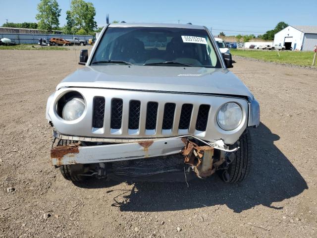 Photo 4 VIN: 1J4NT1GA1BD151226 - JEEP PATRIOT 