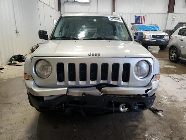 Photo 4 VIN: 1J4NT1GA1BD286707 - JEEP PATRIOT 