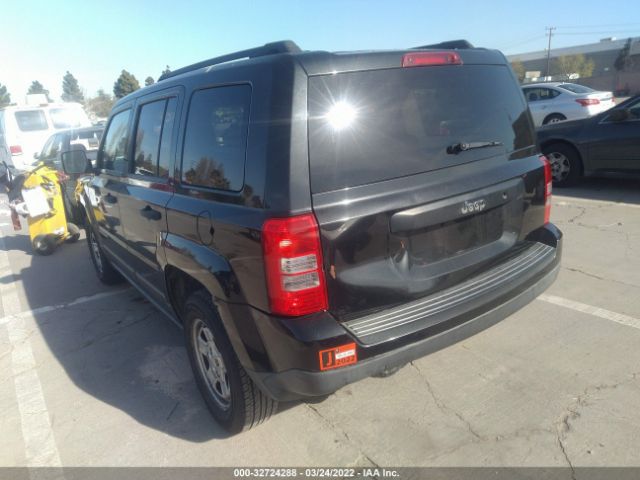 Photo 2 VIN: 1J4NT1GA2BD103668 - JEEP PATRIOT 