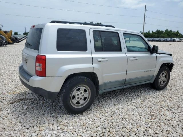 Photo 2 VIN: 1J4NT1GA2BD267003 - JEEP PATRIOT SP 