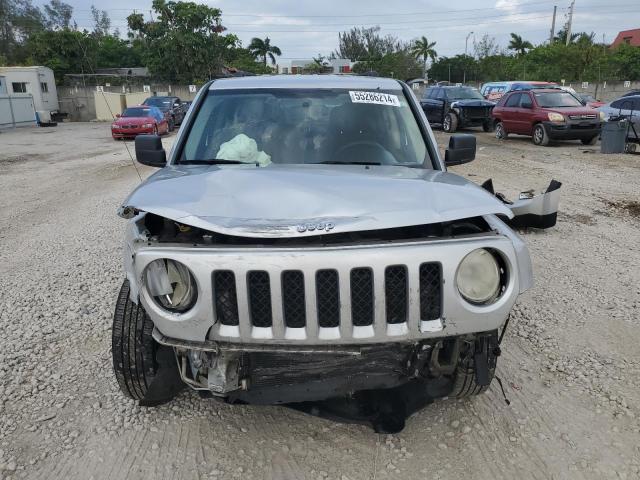 Photo 4 VIN: 1J4NT1GA3BD102626 - JEEP PATRIOT 