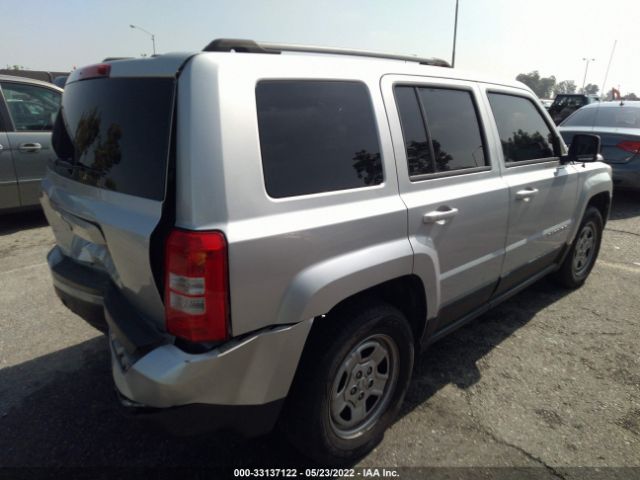 Photo 3 VIN: 1J4NT1GA3BD271190 - JEEP PATRIOT 