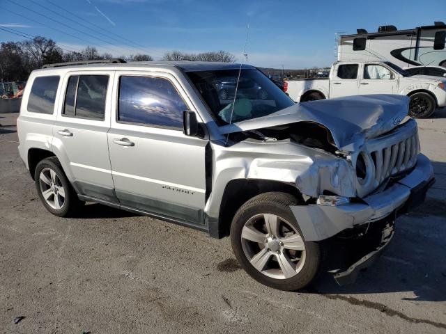 Photo 3 VIN: 1J4NT1GA4BD102599 - JEEP PATRIOT 