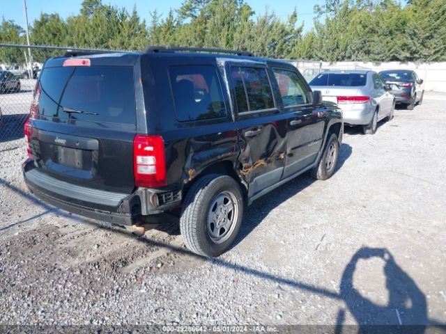 Photo 3 VIN: 1J4NT1GA4BD151074 - JEEP PATRIOT 