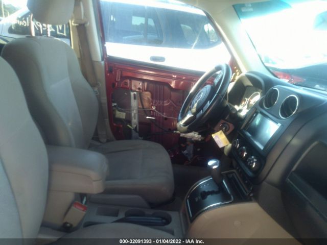 Photo 4 VIN: 1J4NT1GA5BD167512 - JEEP PATRIOT 