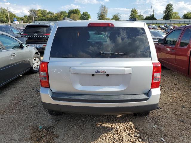 Photo 5 VIN: 1J4NT1GA5BD248977 - JEEP PATRIOT SP 