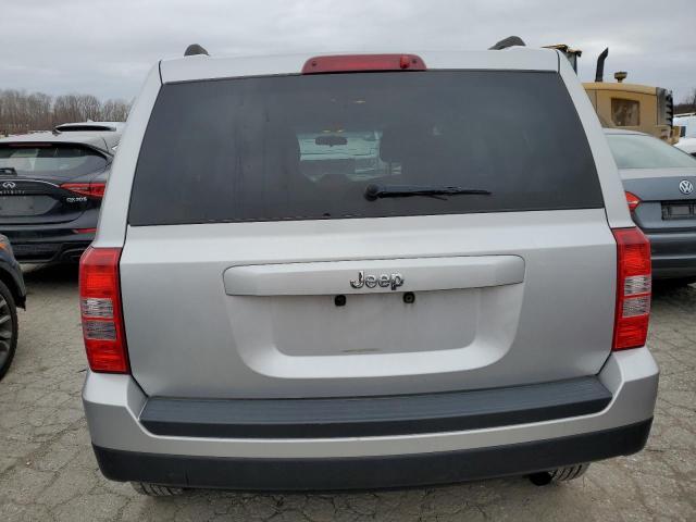 Photo 5 VIN: 1J4NT1GA5BD248977 - JEEP PATRIOT SP 