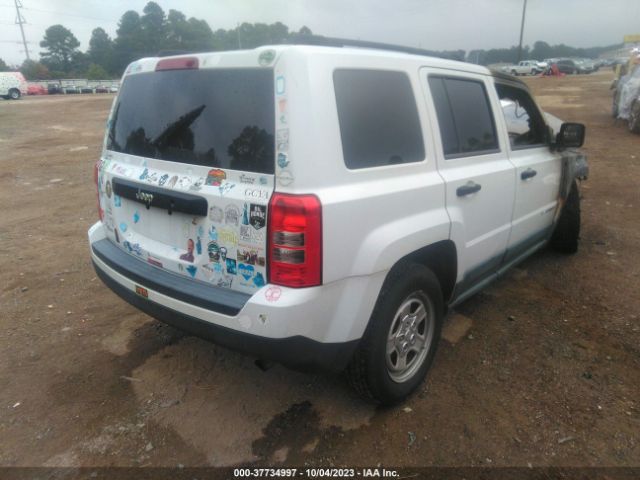 Photo 3 VIN: 1J4NT1GA5BD287584 - JEEP PATRIOT 