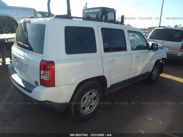 Photo 3 VIN: 1J4NT1GA6BD205216 - JEEP PATRIOT 