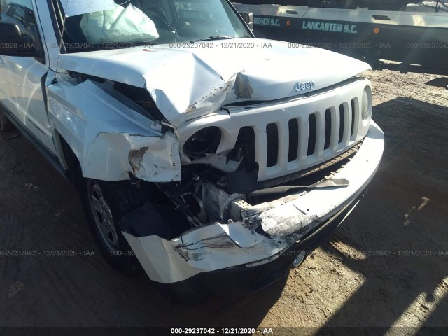 Photo 5 VIN: 1J4NT1GA6BD205216 - JEEP PATRIOT 