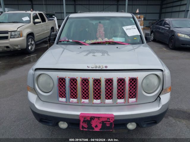 Photo 5 VIN: 1J4NT1GA6BD211159 - JEEP PATRIOT 