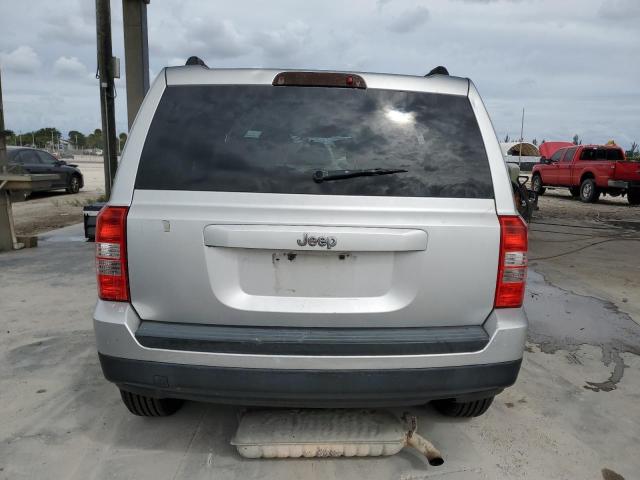 Photo 5 VIN: 1J4NT1GA7BD248561 - JEEP PATRIOT SP 