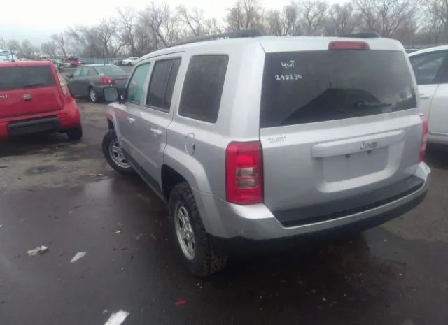 Photo 2 VIN: 1J4NT1GA7BD290230 - JEEP PATRIOT 