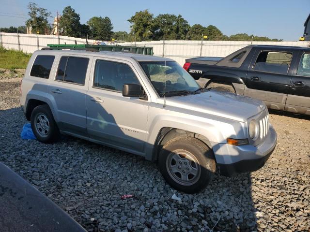 Photo 3 VIN: 1J4NT1GA8BD230182 - JEEP PATRIOT SP 