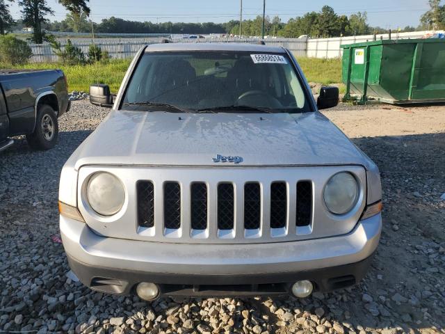 Photo 4 VIN: 1J4NT1GA8BD230182 - JEEP PATRIOT SP 