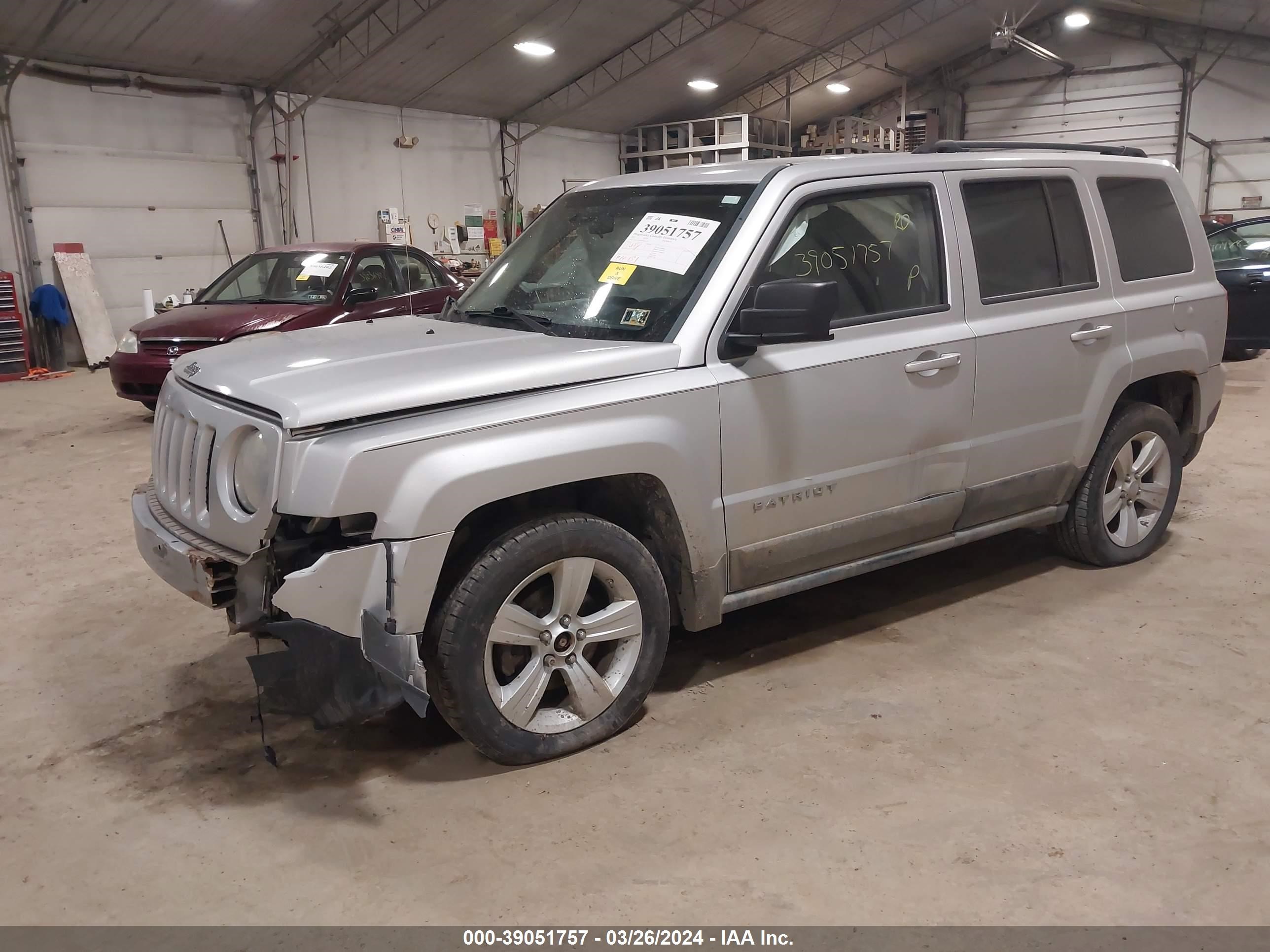 Photo 1 VIN: 1J4NT1GA9BD105322 - JEEP LIBERTY (PATRIOT) 