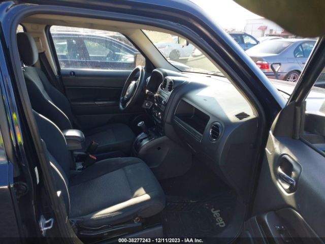 Photo 4 VIN: 1J4NT1GA9BD122993 - JEEP PATRIOT 