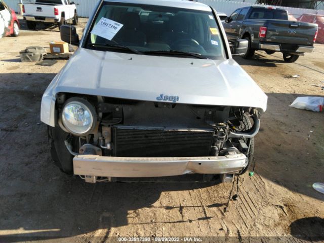 Photo 5 VIN: 1J4NT1GA9BD260114 - JEEP PATRIOT 