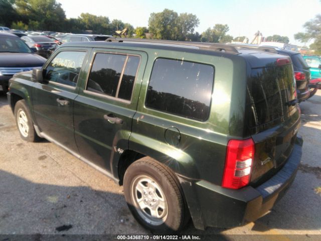 Photo 2 VIN: 1J4NT1GAXAD624832 - JEEP PATRIOT 