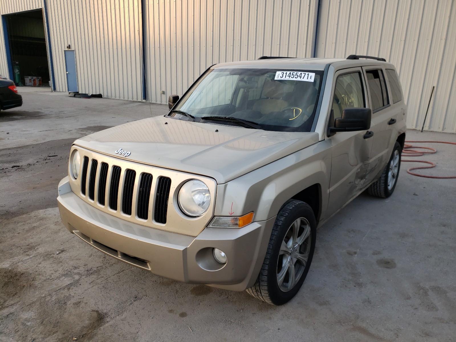 Photo 1 VIN: 1J4NT1GAXAD652663 - JEEP PATRIOT SP 