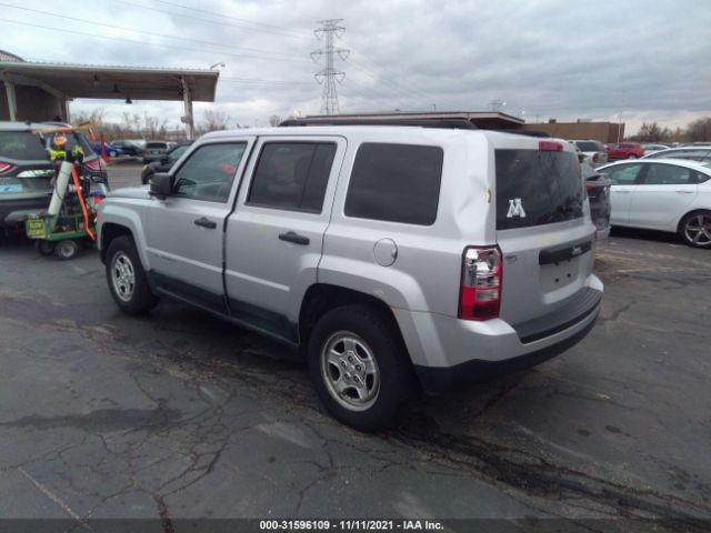 Photo 2 VIN: 1J4NT1GAXBD208412 - JEEP PATRIOT 