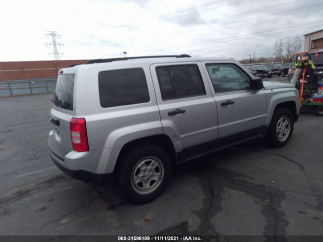 Photo 3 VIN: 1J4NT1GAXBD208412 - JEEP PATRIOT 