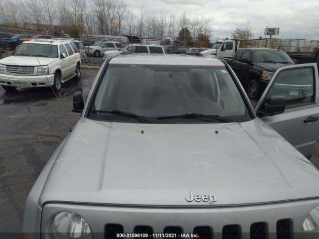 Photo 5 VIN: 1J4NT1GAXBD208412 - JEEP PATRIOT 