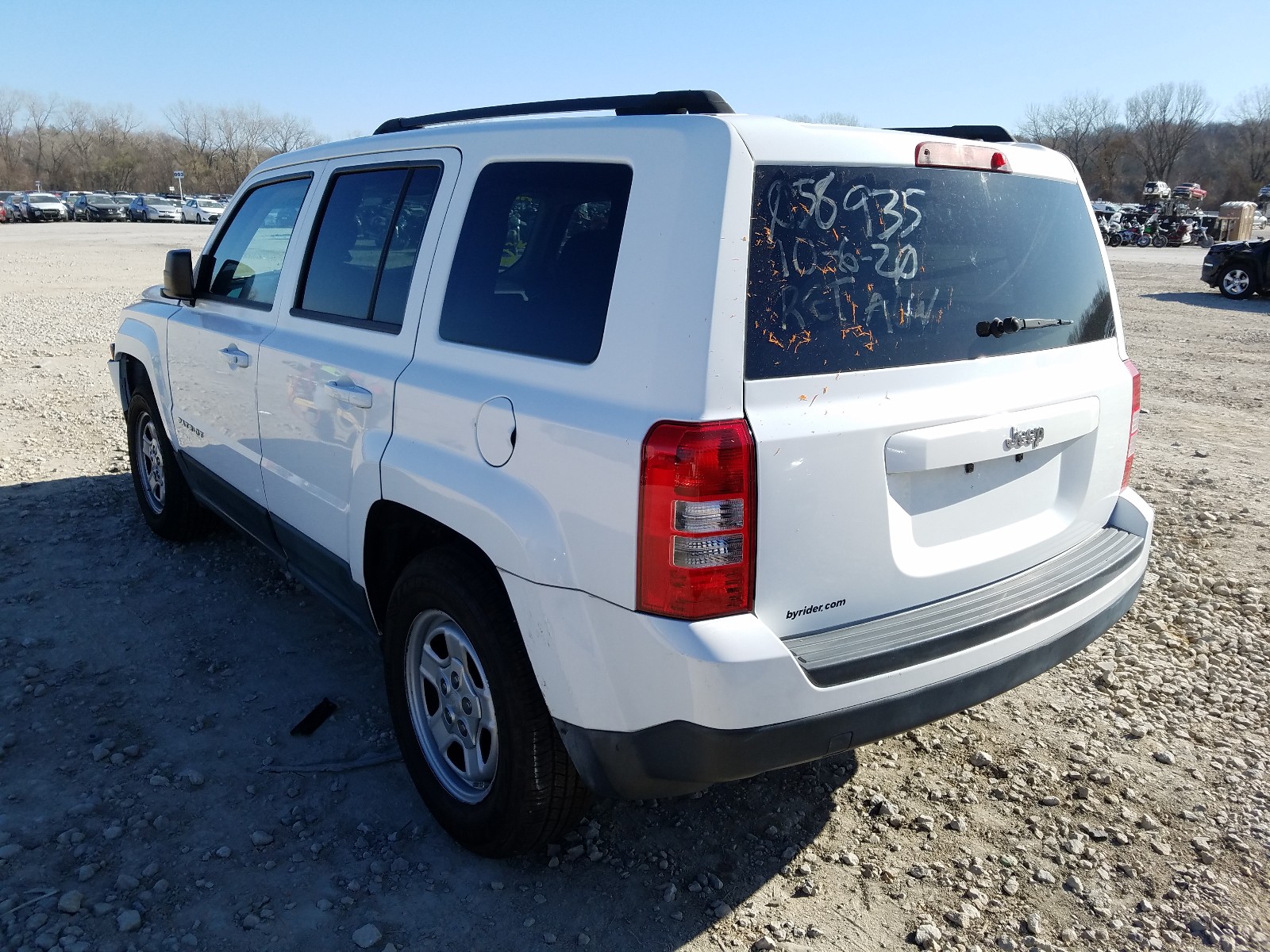 Photo 2 VIN: 1J4NT1GAXBD228188 - JEEP PATRIOT SP 