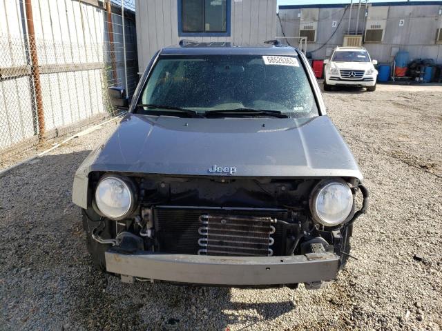 Photo 4 VIN: 1J4NT1GAXBD284132 - JEEP PATRIOT SP 