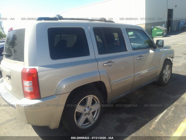 Photo 3 VIN: 1J4NT1GB0AD638182 - JEEP PATRIOT 