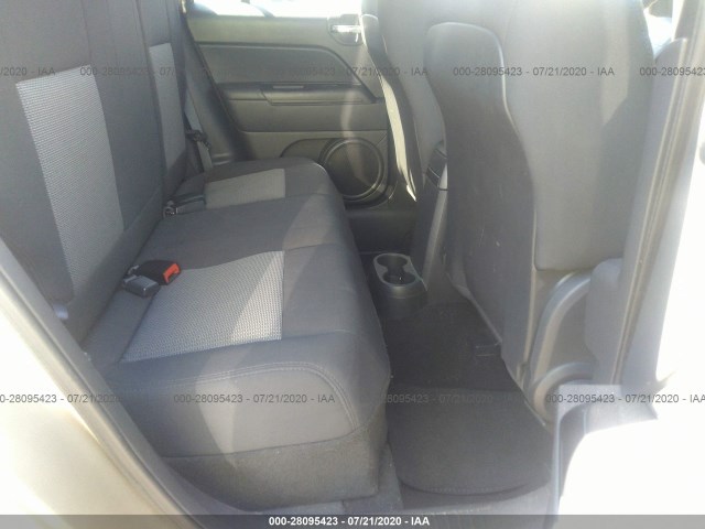 Photo 7 VIN: 1J4NT1GB0AD638182 - JEEP PATRIOT 