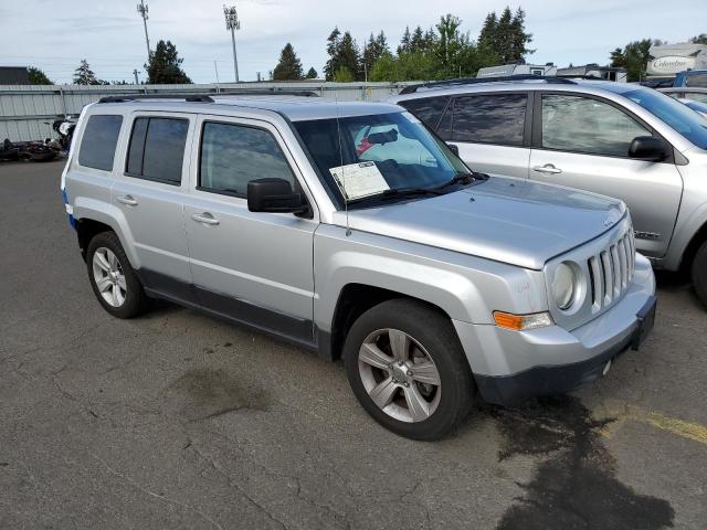 Photo 3 VIN: 1J4NT1GB0BD102981 - JEEP PATRIOT SP 