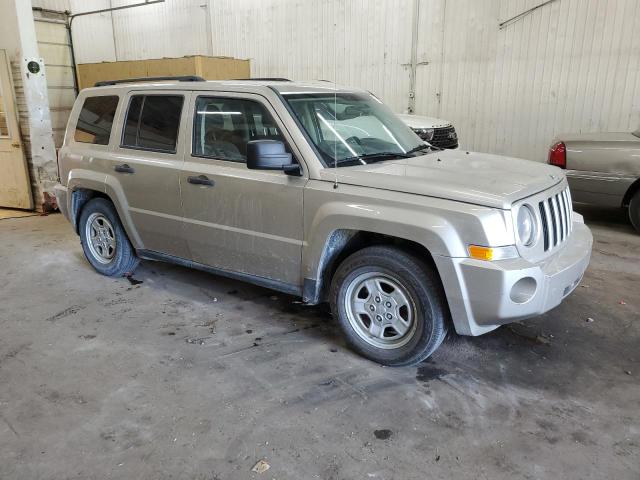 Photo 3 VIN: 1J4NT1GB1AD624341 - JEEP PATRIOT SP 