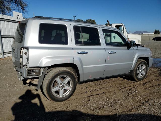 Photo 2 VIN: 1J4NT1GB2AD639821 - JEEP PATRIOT SP 