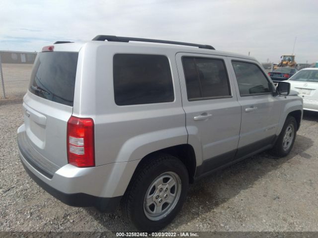 Photo 3 VIN: 1J4NT1GB2BD140289 - JEEP PATRIOT 