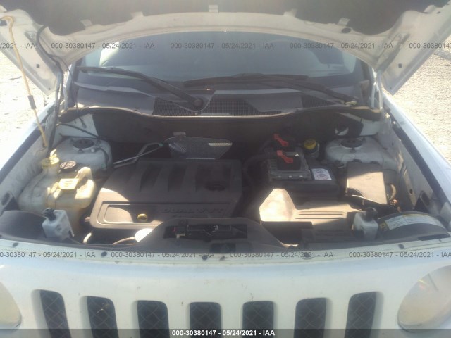 Photo 9 VIN: 1J4NT1GB2BD289558 - JEEP PATRIOT 