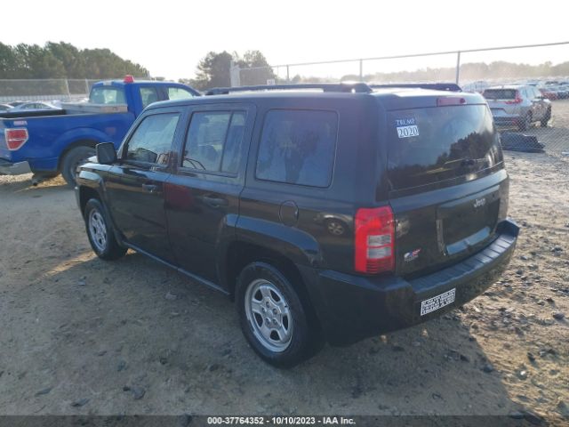 Photo 2 VIN: 1J4NT1GB3AD625474 - JEEP PATRIOT 