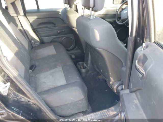 Photo 7 VIN: 1J4NT1GB3AD625474 - JEEP PATRIOT 